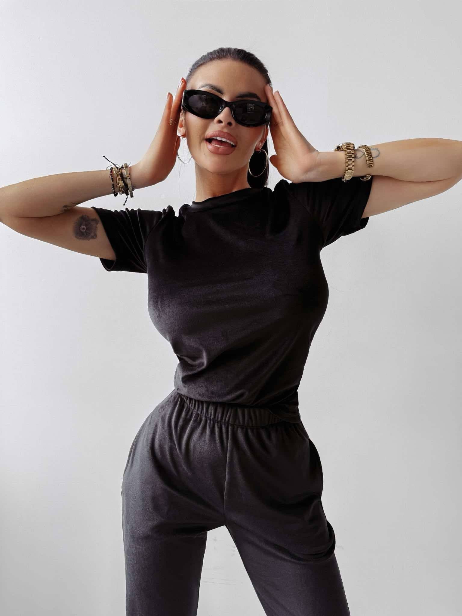 Анцуг Rovy черен