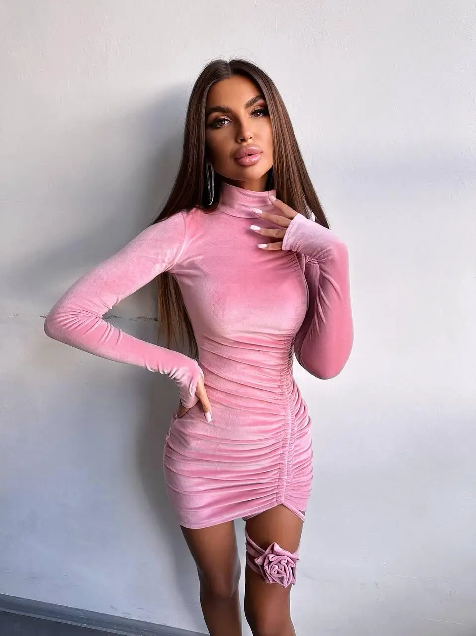 Розова рокля Linus