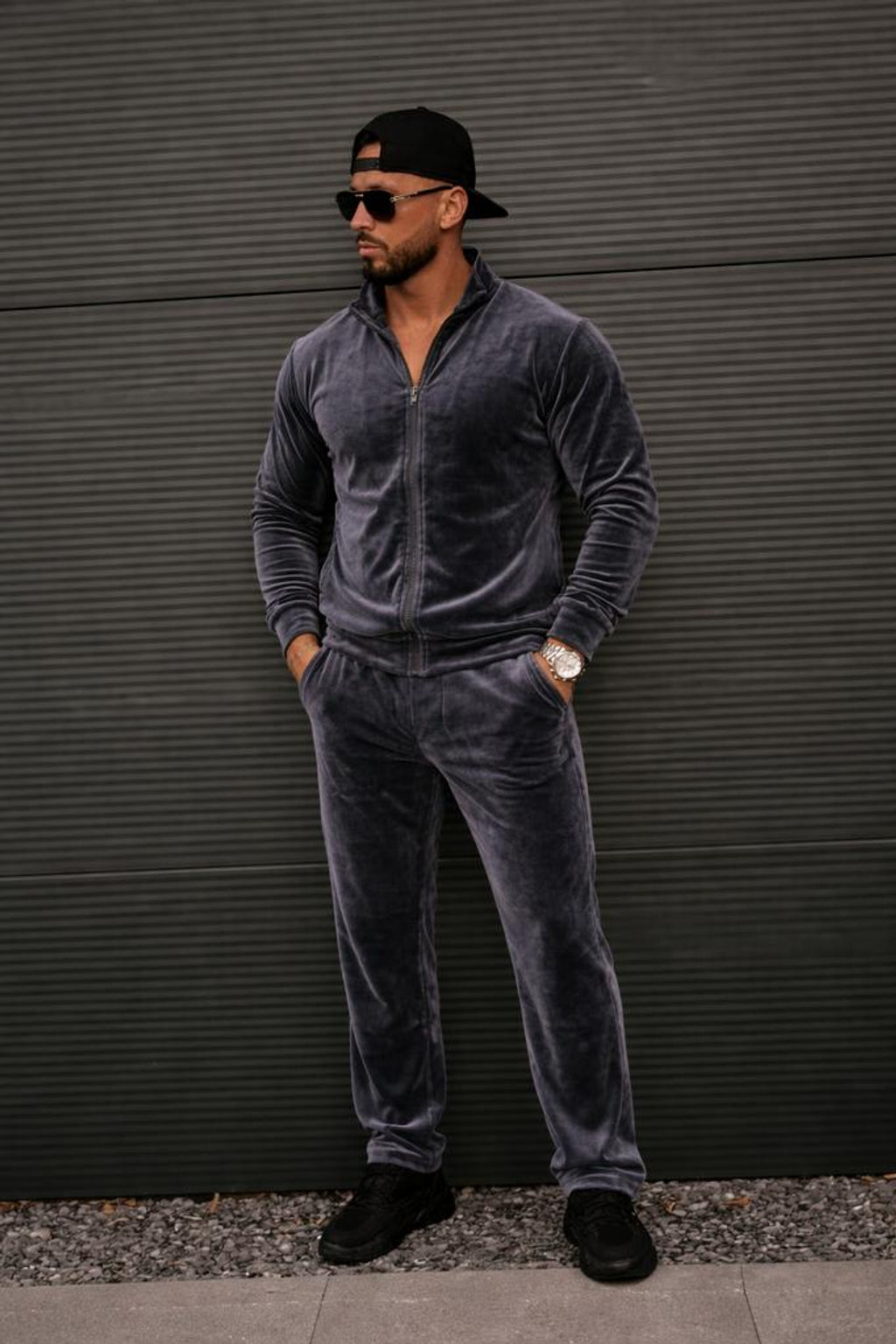 Trening Amon Gri Inchis