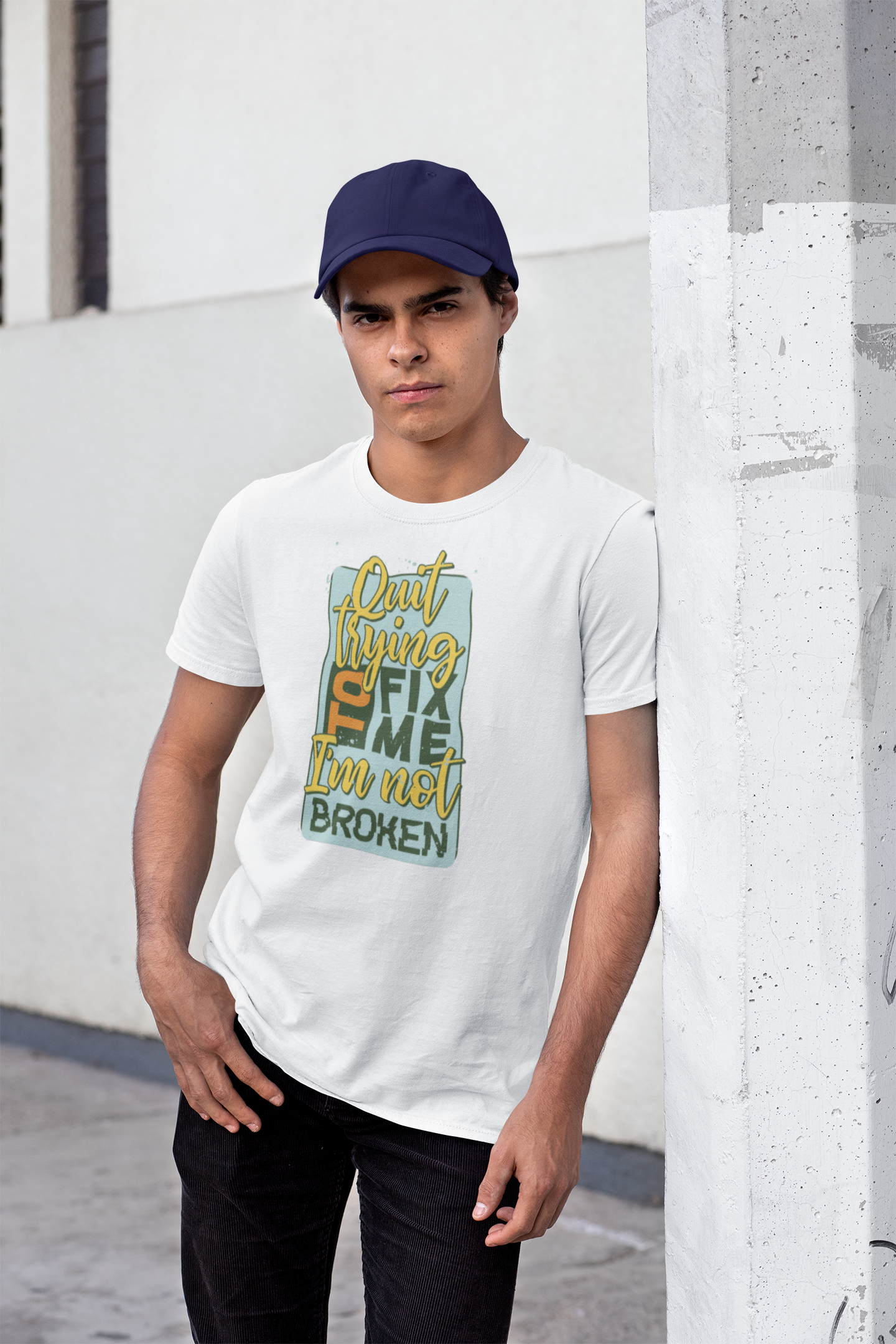 T-shirt I'm Not Broken 21x29