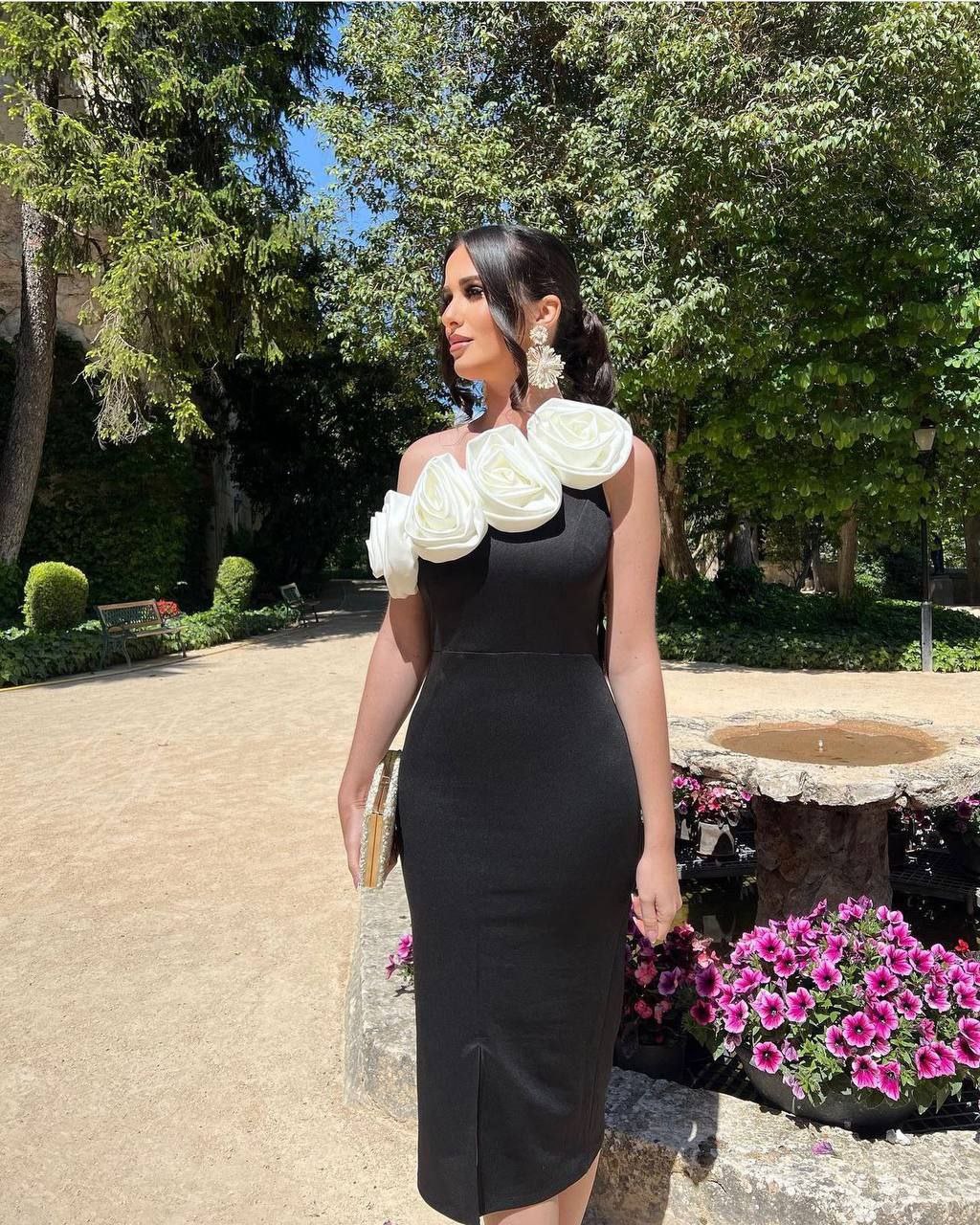 فستان منار أسود