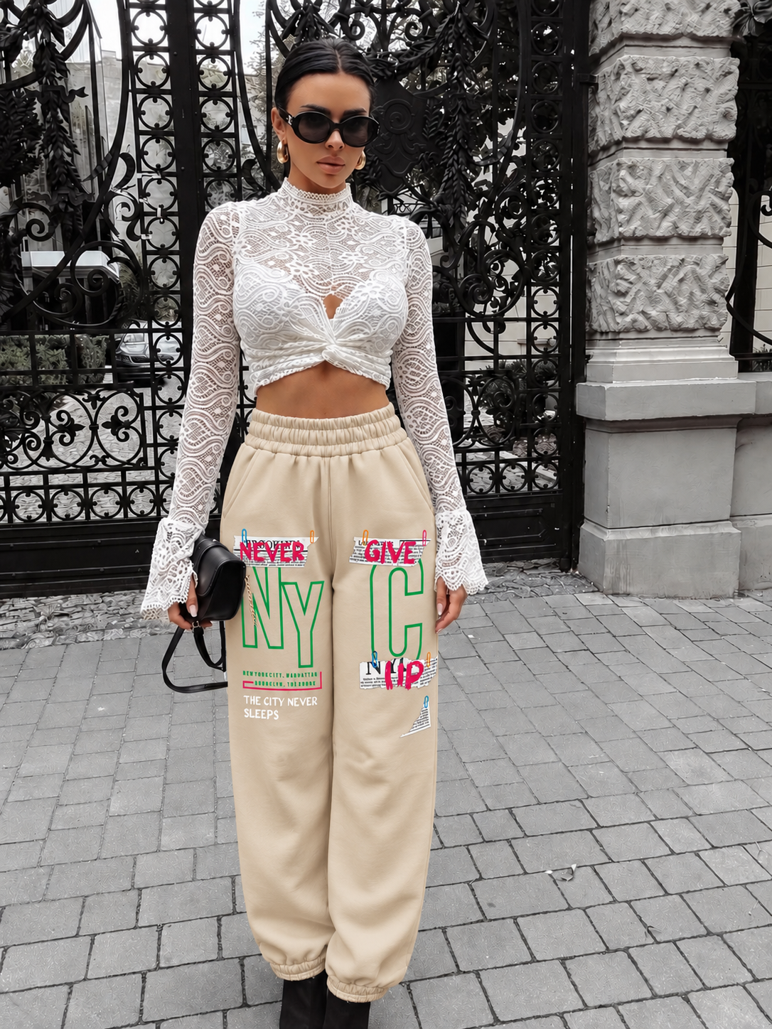 Pantaloni NeverGiveUp Jogger Bej