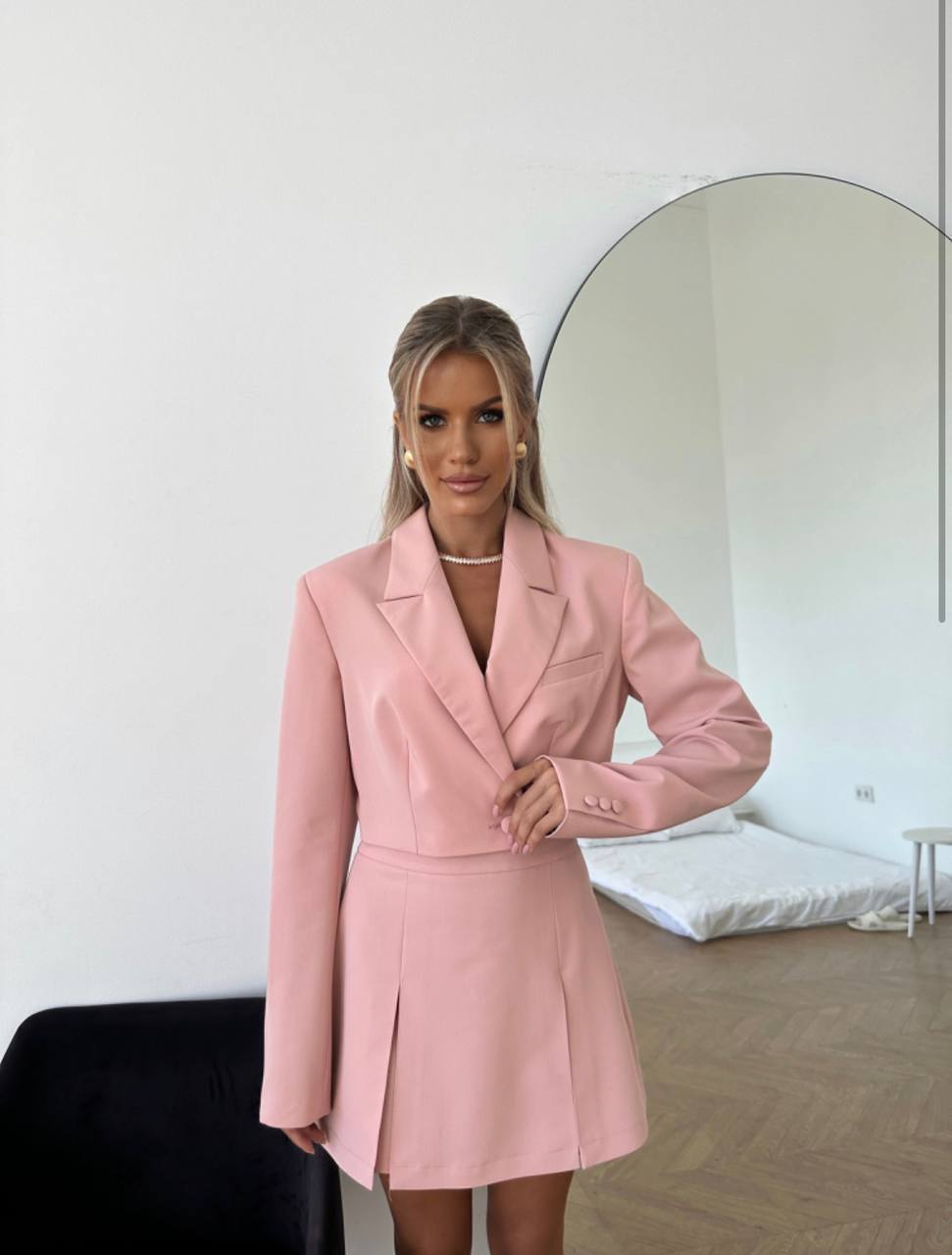 Costum Sacou si Fusta Andra Roz